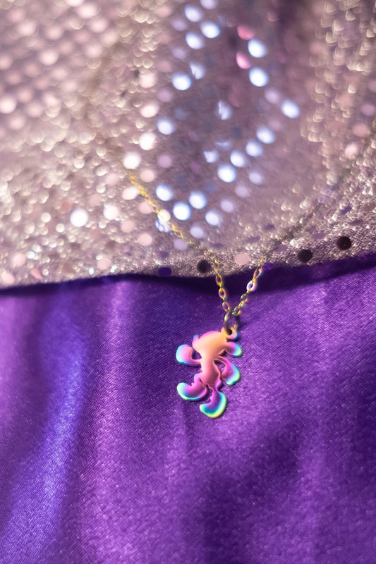 RAINBOW RUNNING IN MAGIC NECKLACE
