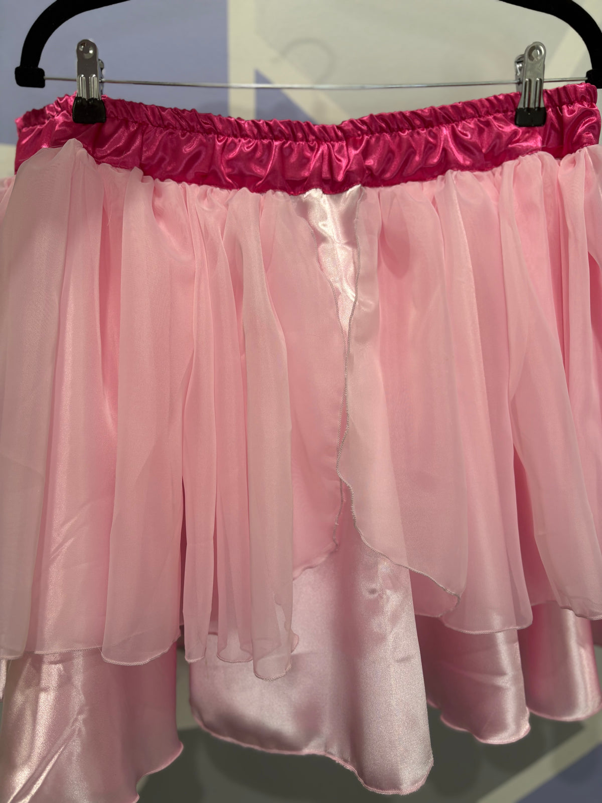 SIZE XL READY TO SMALL (DAMAGED SEE PICTURE) LOTTIE SKIRT