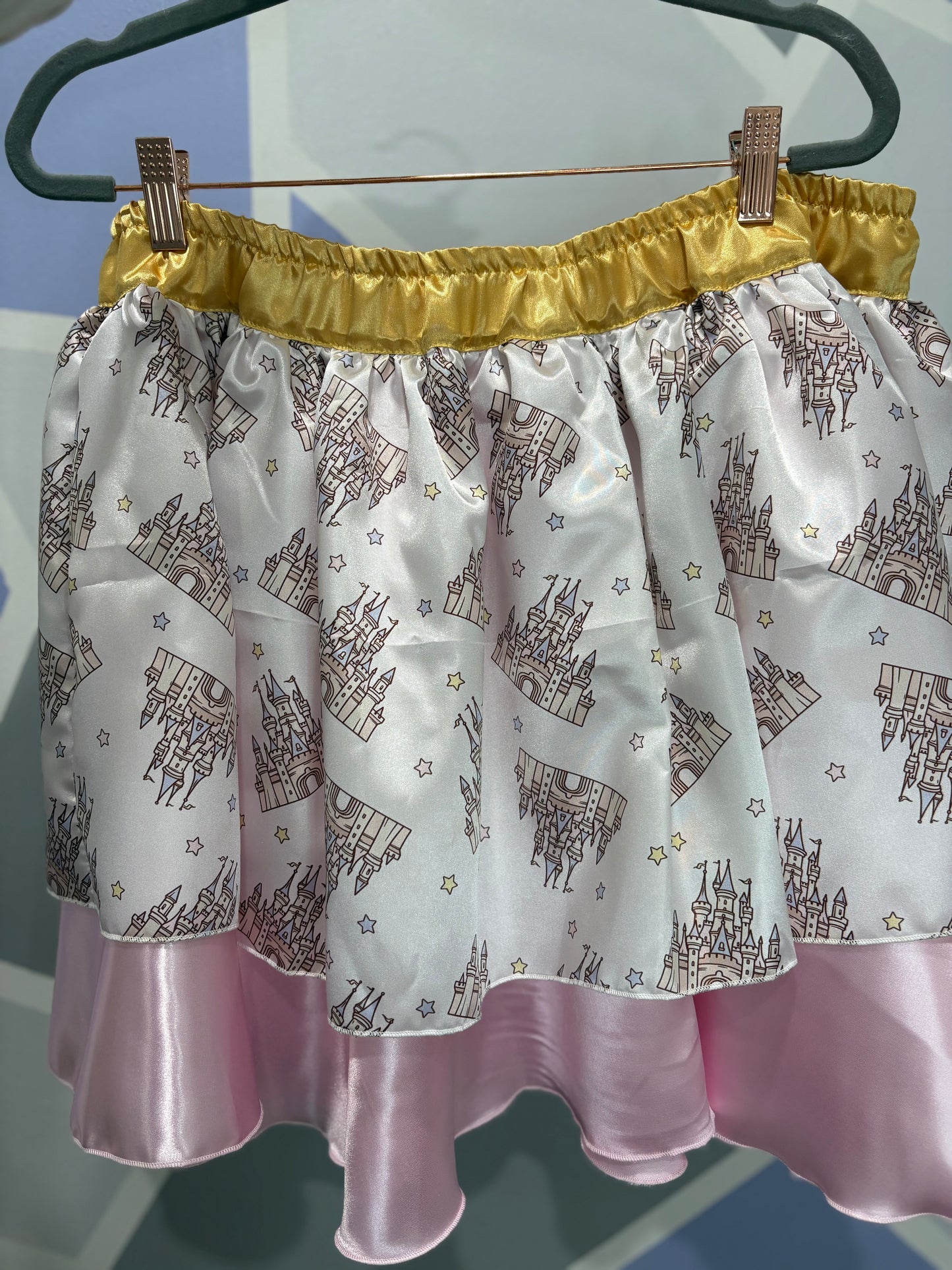 CASTLES INSPIRED SKIRT SIZE XL